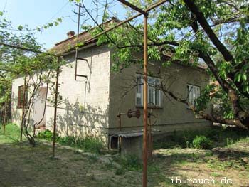Lehmhaus in einem Dorf bei Beregowo, Zakarpats'ka, Ukraine