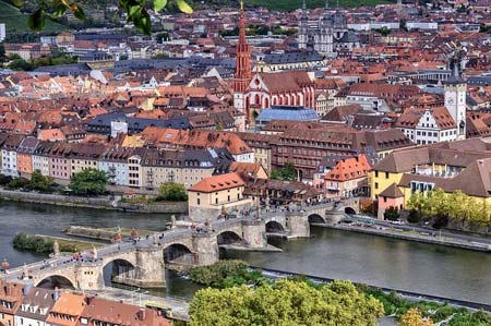 stadt-w%C3%BCrzburg-deutschland