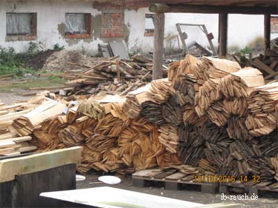 Holzschindel für die Dacheindeckung