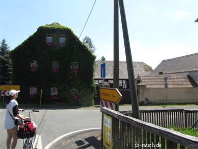 Three-side farm in the Mulde Valley