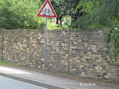 Ziegelsteinmauer in Roitzschora