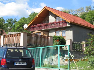 Haus mit Balkon