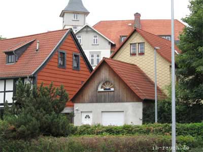 Fassdenverkleidung aus Holz 